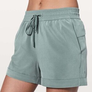 Lululemon Spring Break Away Short *4-way Stretch 3"
Juniper